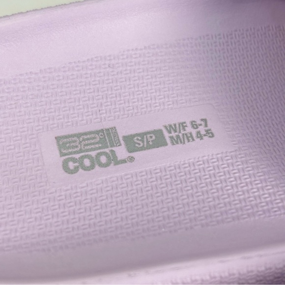 32 DEGREES Cloud Comfort Slip-On Waterproof Pillow-Like Slide Sandals; Women’s 7 - Picture 2 of 13